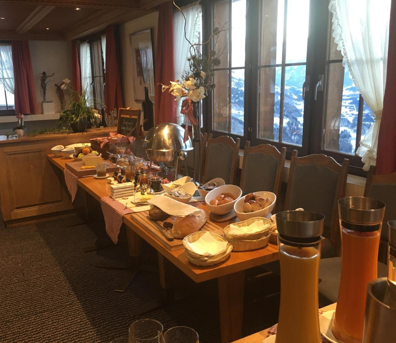 Garni Postigliun Andiast Hotel